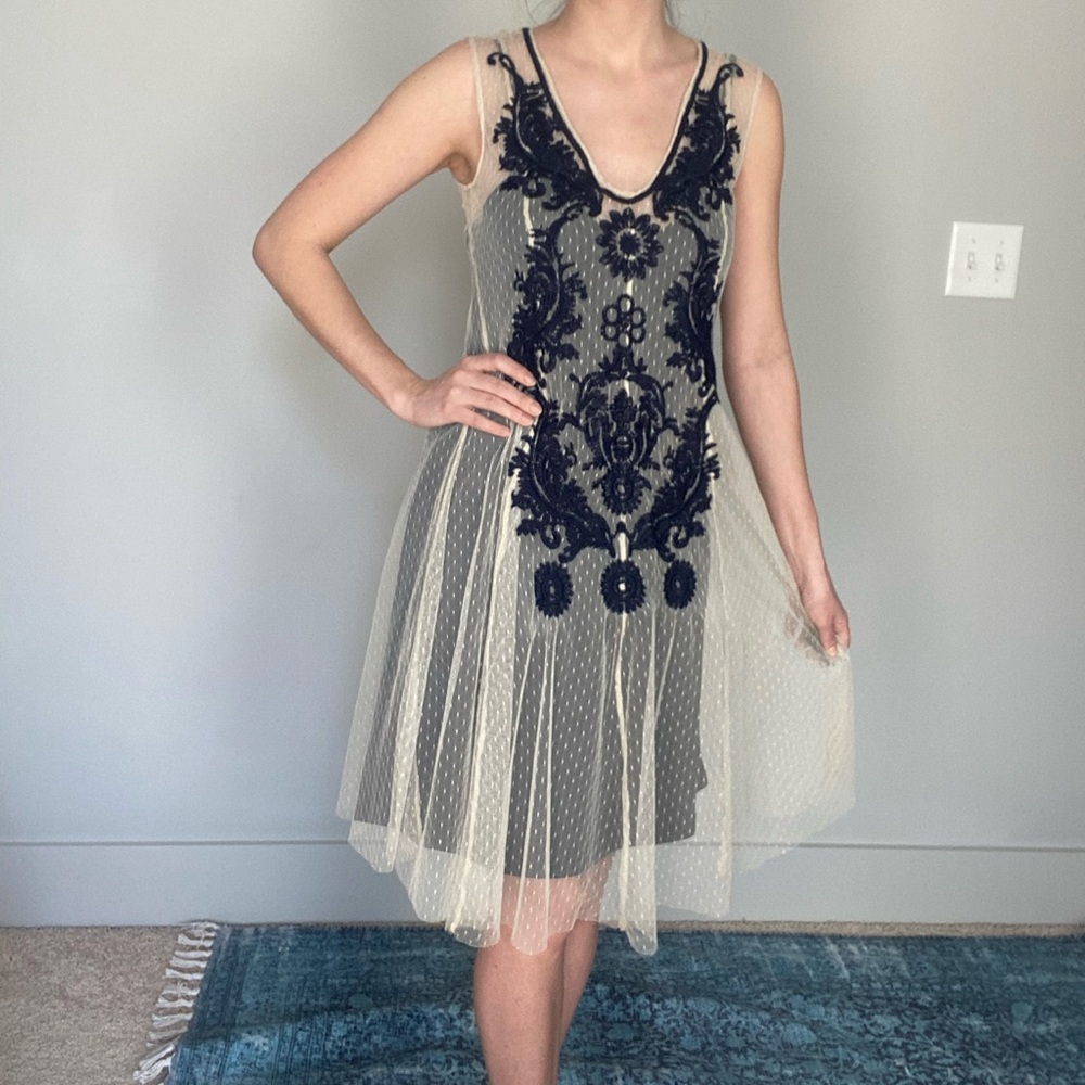 Solitaire Boho Floral Embroidered Dress